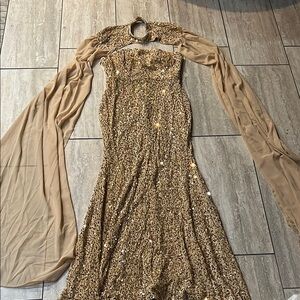 Elegant Gold Sequin Dress